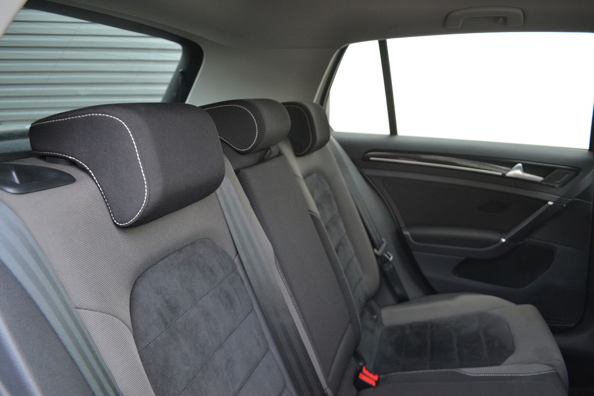 2015 Volkswagen Golf 110TDI Highline 7