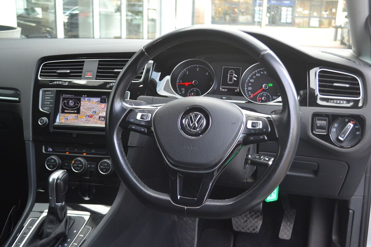 2015 Volkswagen Golf 110TDI Highline 7
