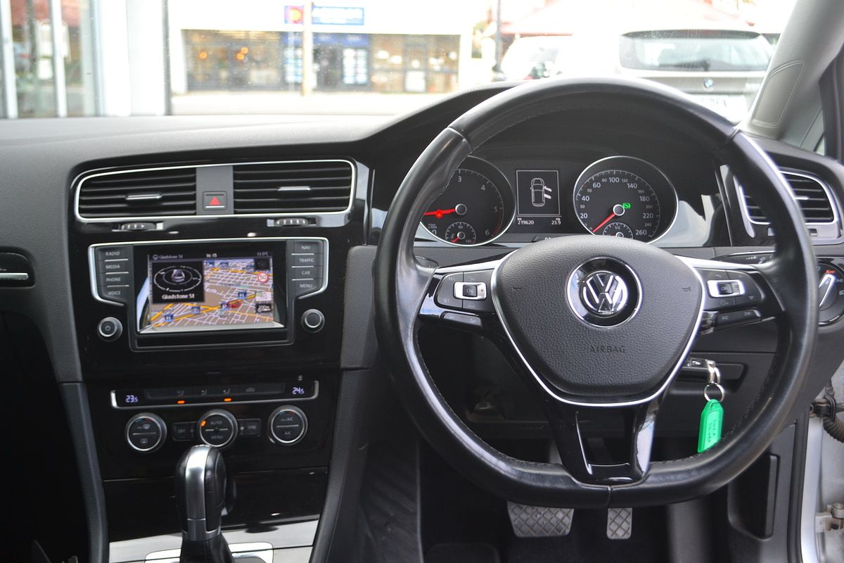 2015 Volkswagen Golf 110TDI Highline 7