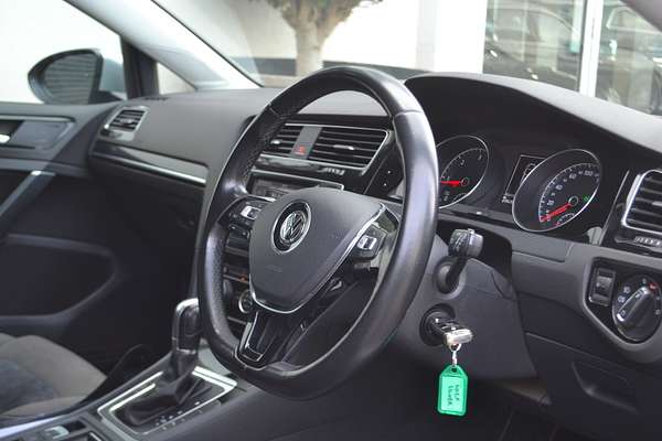 2015 Volkswagen Golf 110TDI Highline 7