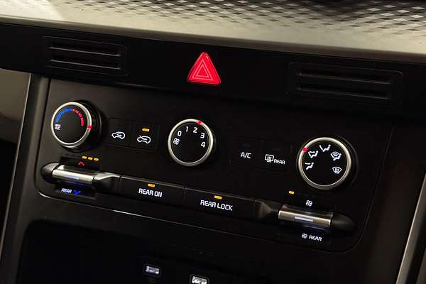 2021 Kia Carnival S KA4