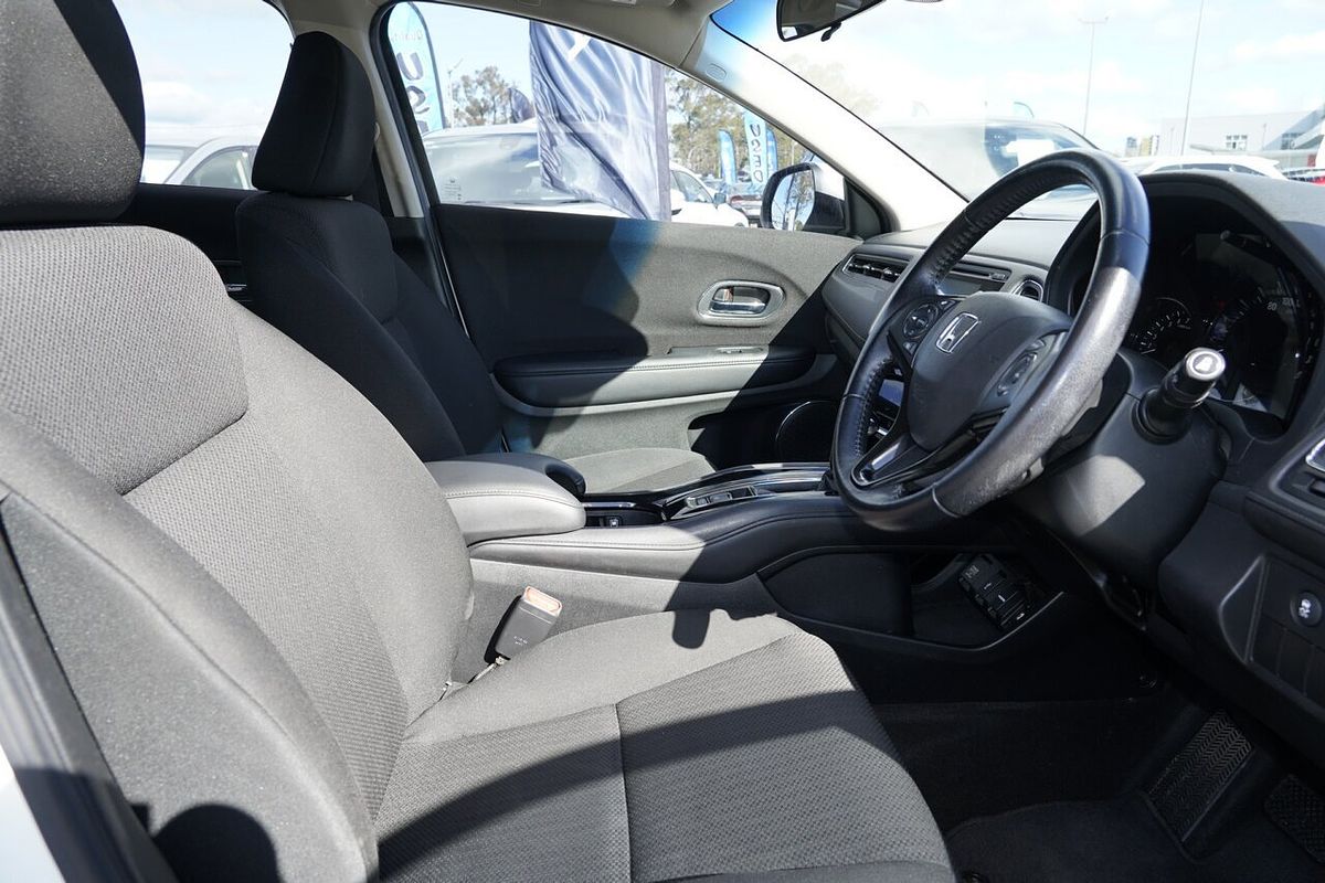 2015 Honda HR-V VTi-S