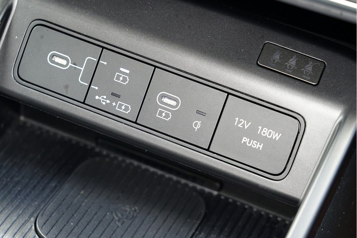 2024 Hyundai Kona Premium SX2.V1