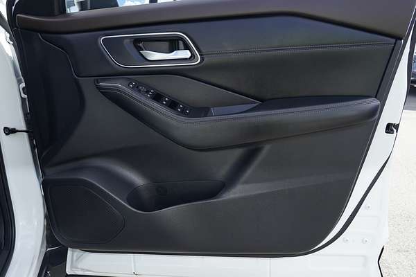 2023 Nissan X-TRAIL ST-L T33
