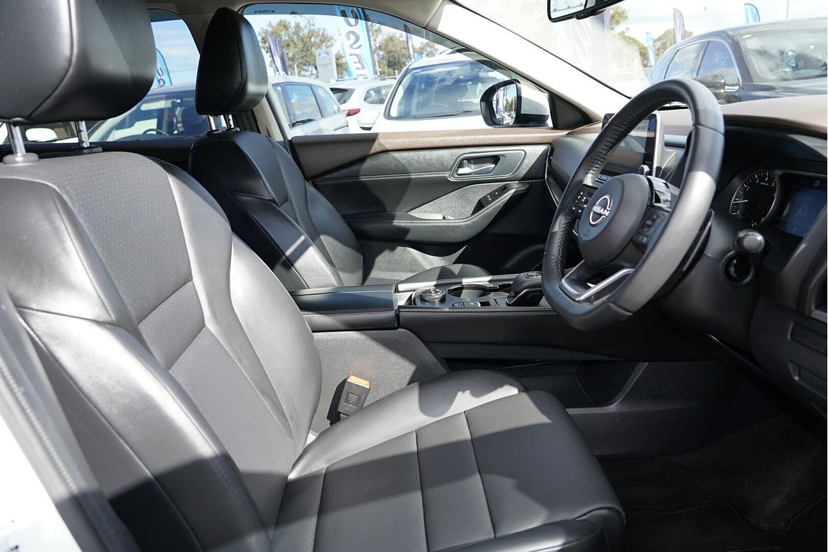 2023 Nissan X-TRAIL ST-L T33