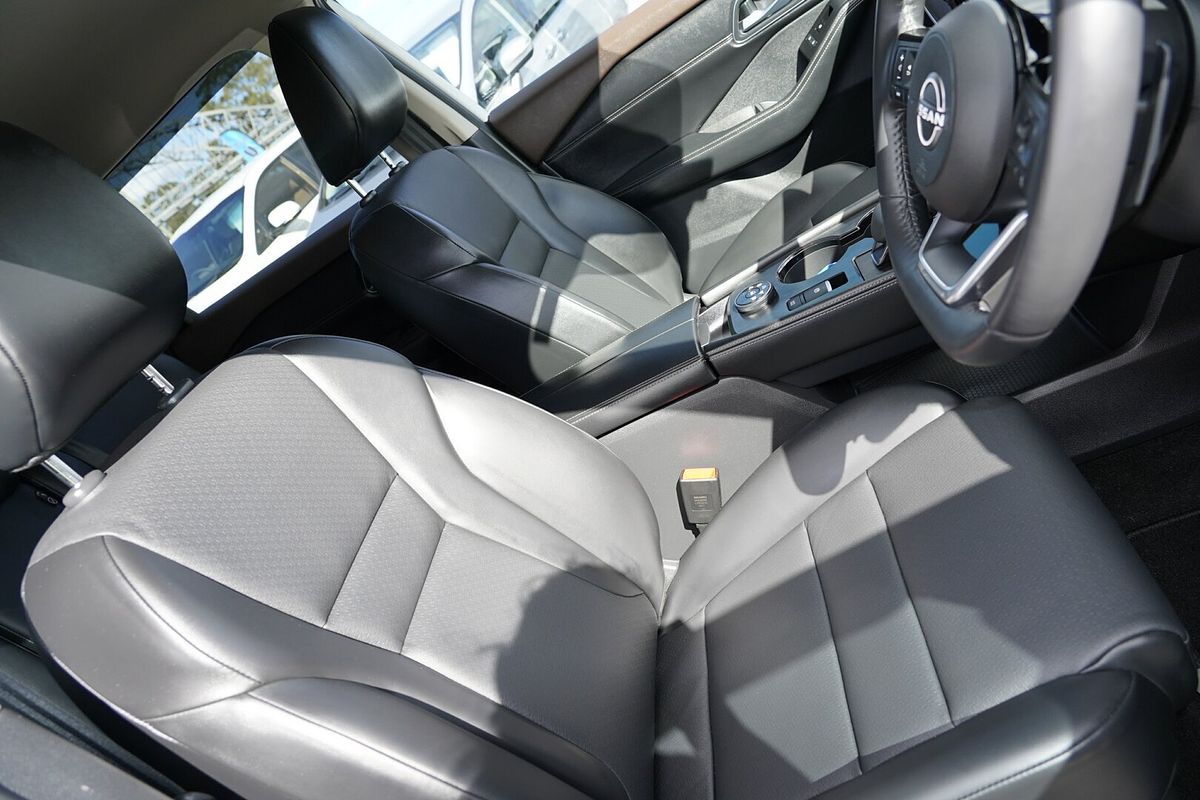2023 Nissan X-TRAIL ST-L T33