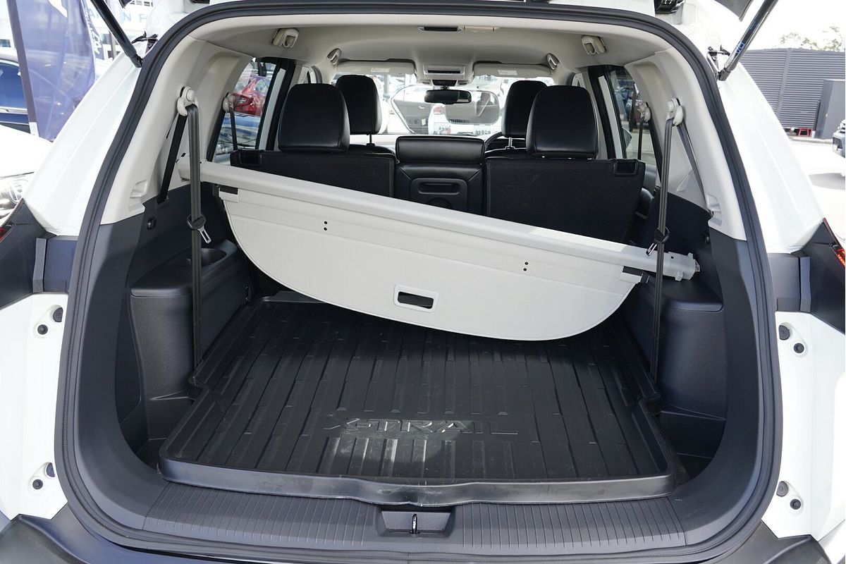 2023 Nissan X-TRAIL ST-L T33