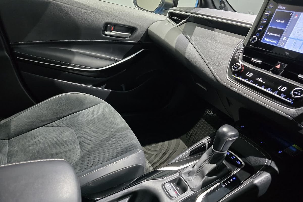 2022 Toyota Corolla ZR Hybrid ZWE211R