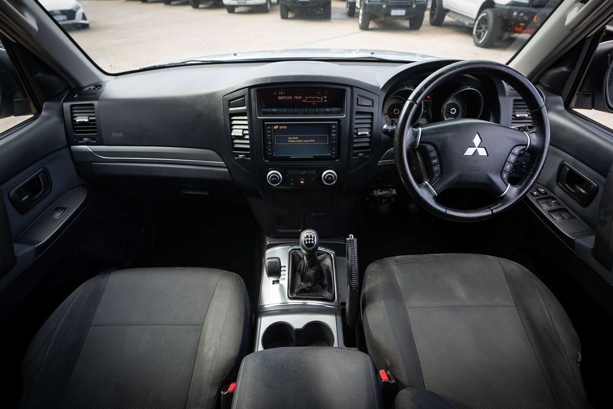 2009 Mitsubishi Pajero GLX NT
