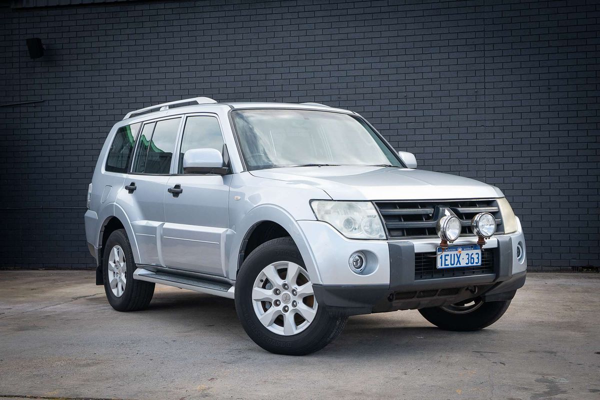 2009 Mitsubishi Pajero GLX NT