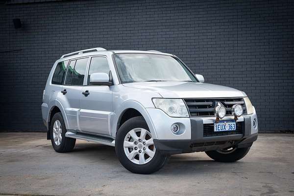 2009 Mitsubishi Pajero GLX NT