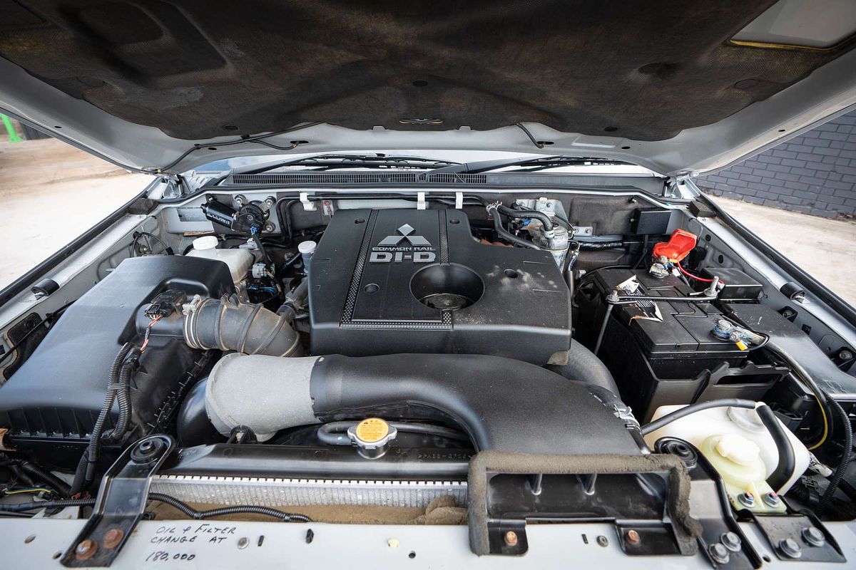 2009 Mitsubishi Pajero GLX NT