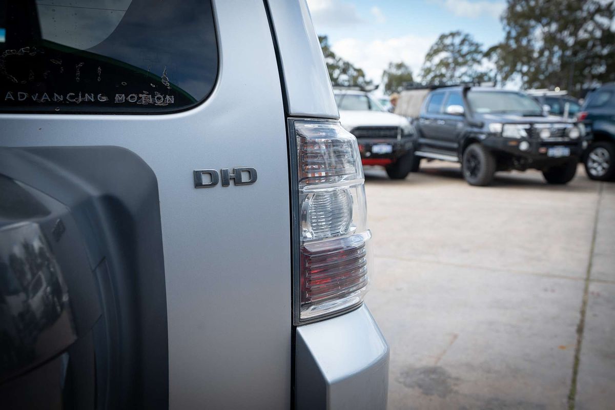 2009 Mitsubishi Pajero GLX NT
