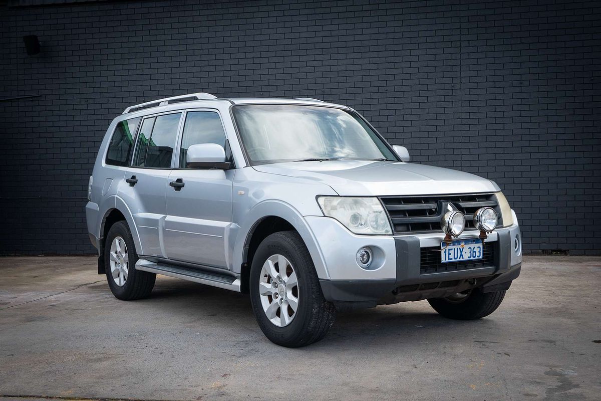 2009 Mitsubishi Pajero GLX NT