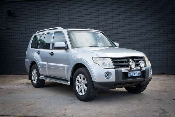 2009 Mitsubishi Pajero GLX NT