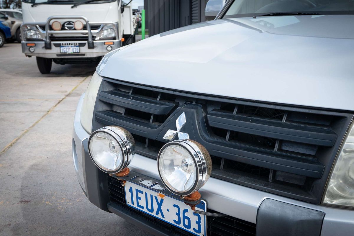 2009 Mitsubishi Pajero GLX NT