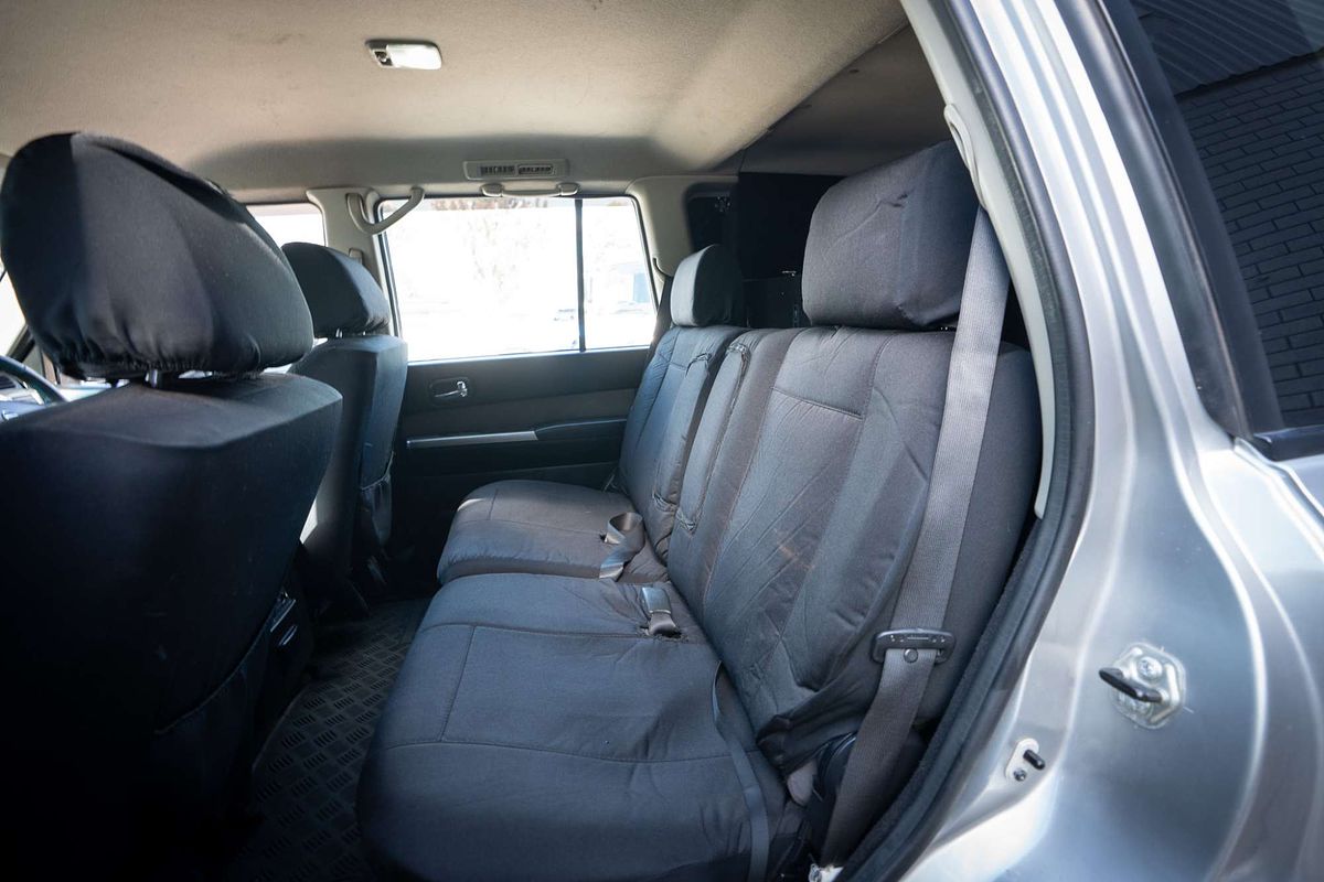 2010 Nissan Patrol ST GU 7