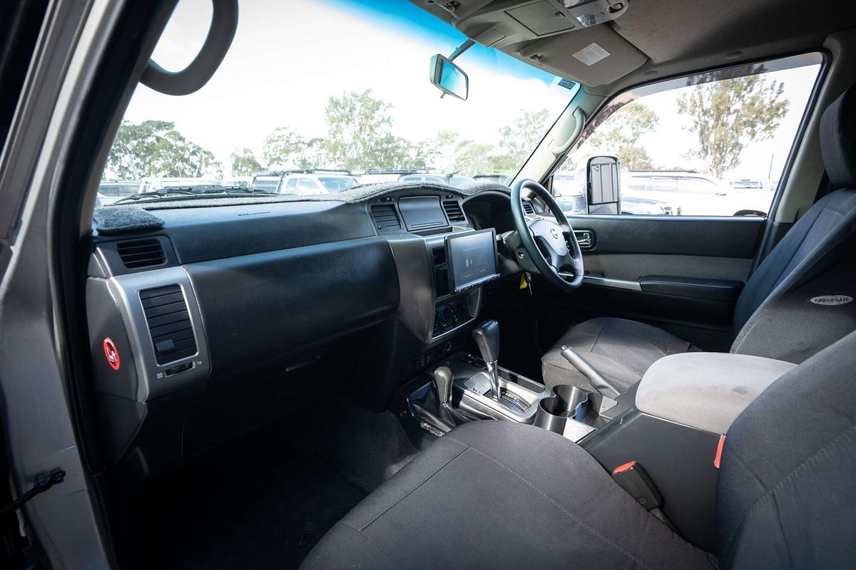 2010 Nissan Patrol ST GU 7