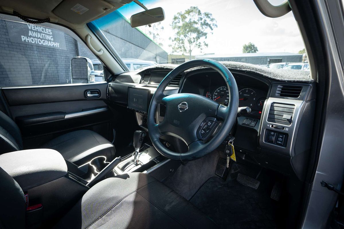 2010 Nissan Patrol ST GU 7