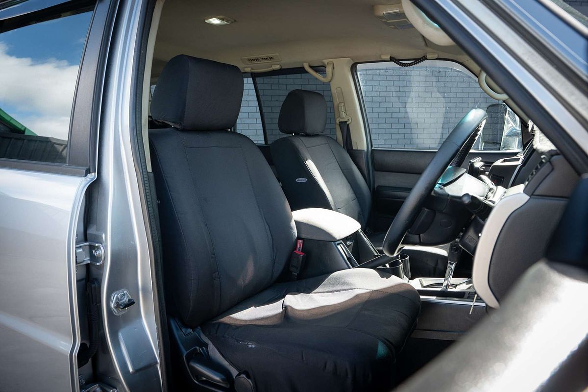 2010 Nissan Patrol ST GU 7