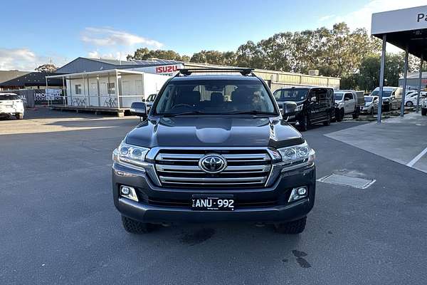 2017 Toyota Landcruiser Sahara VDJ200R
