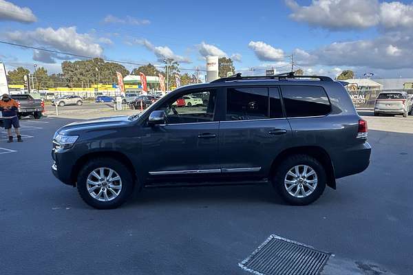 2017 Toyota Landcruiser Sahara VDJ200R