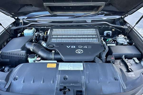 2017 Toyota Landcruiser Sahara VDJ200R