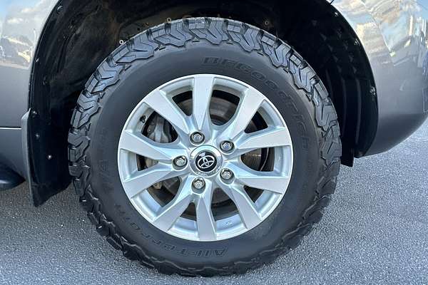 2017 Toyota Landcruiser Sahara VDJ200R