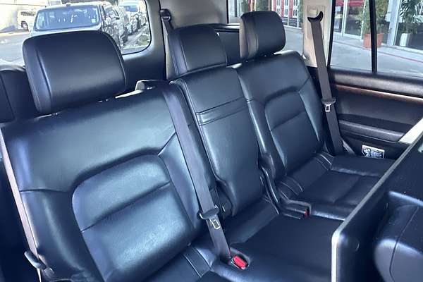 2017 Toyota Landcruiser Sahara VDJ200R