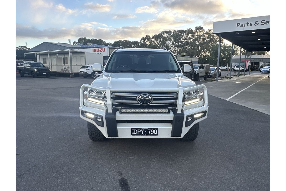 2020 Toyota Landcruiser Sahara VDJ200R