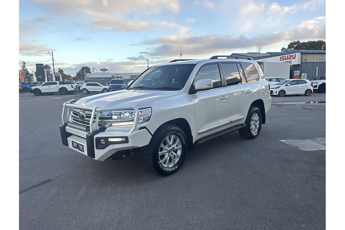 2020 Toyota Landcruiser Sahara VDJ200R