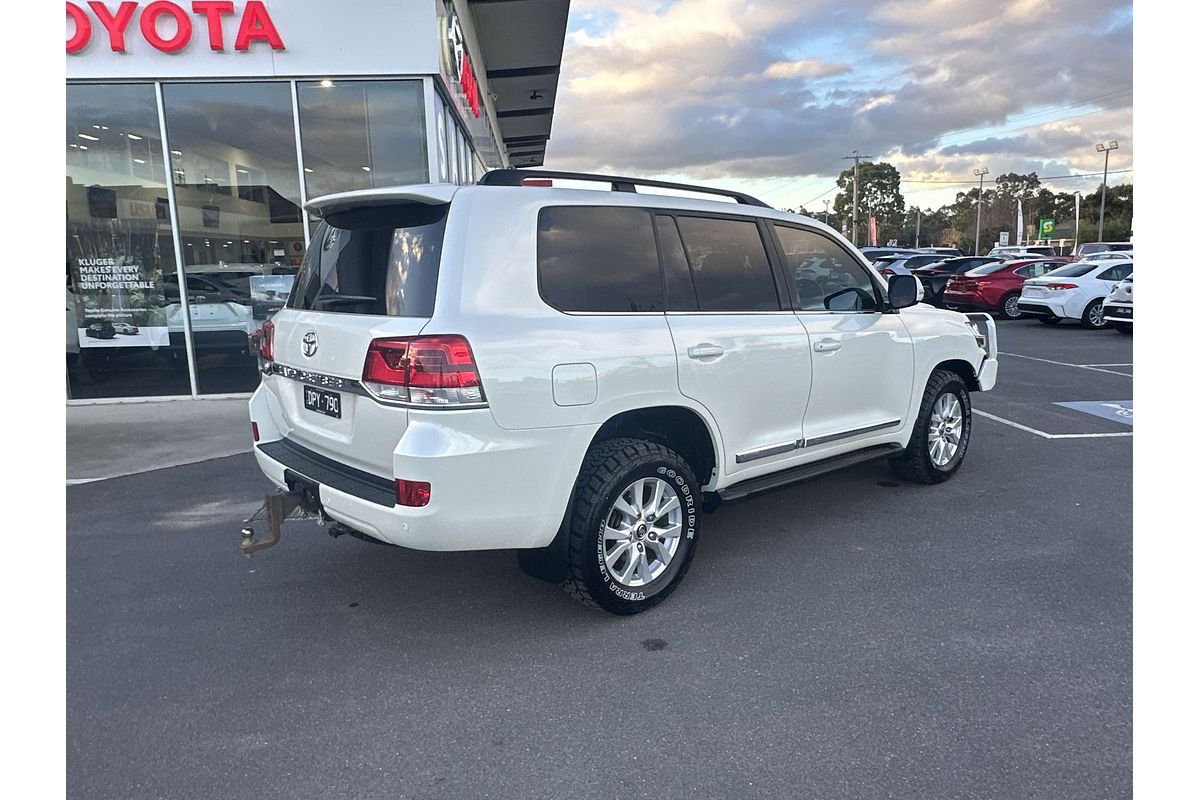 2020 Toyota Landcruiser Sahara VDJ200R