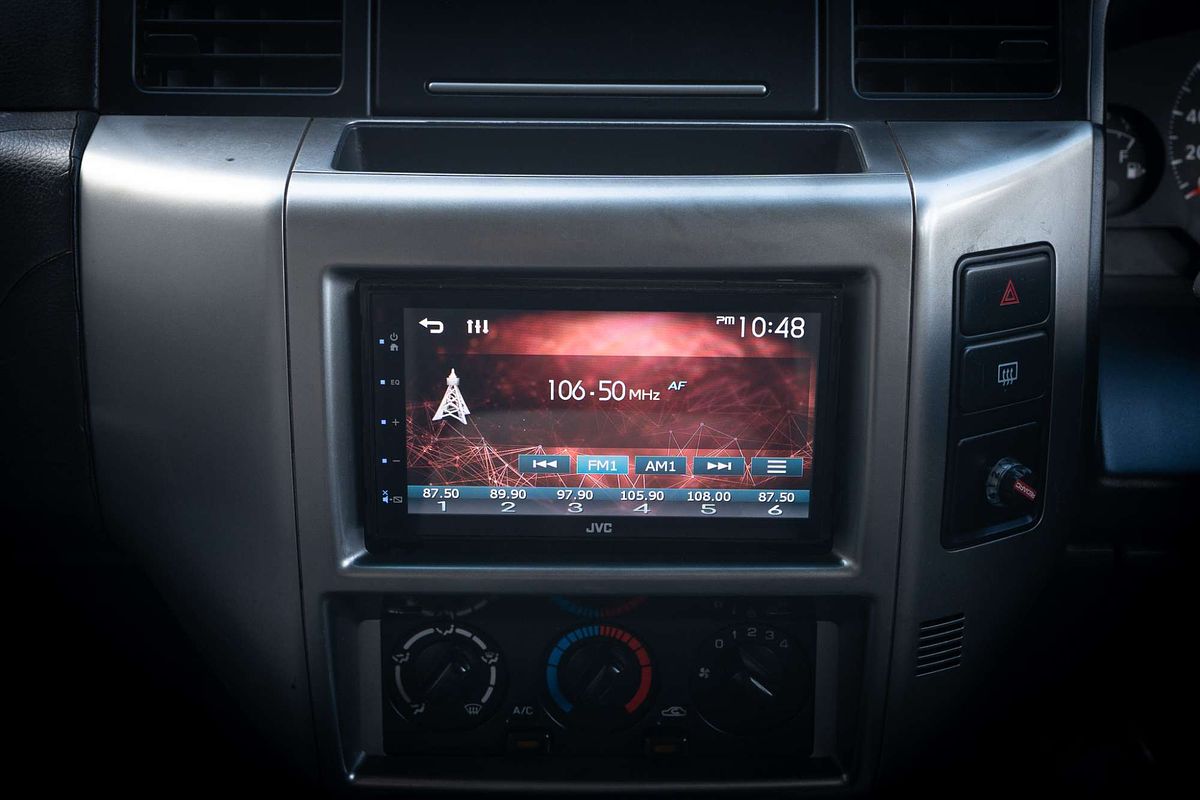 2011 Nissan Patrol ST GU 7