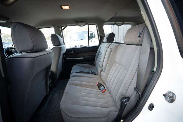 2011 Nissan Patrol ST GU 7