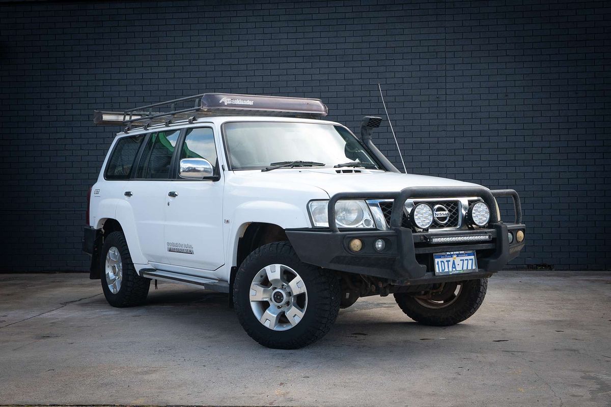 2011 Nissan Patrol ST GU 7