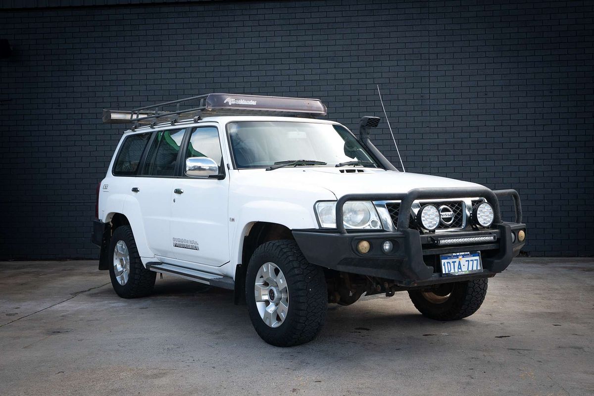 2011 Nissan Patrol ST GU 7