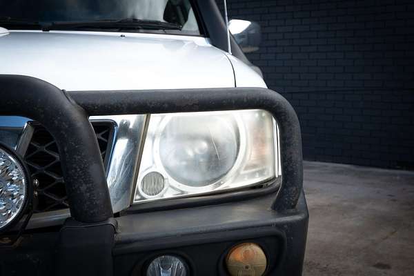 2011 Nissan Patrol ST GU 7