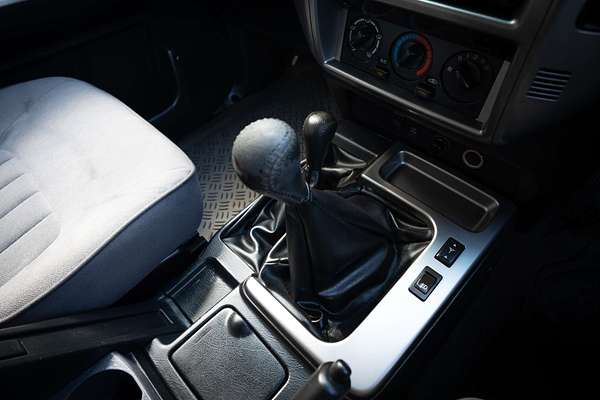2011 Nissan Patrol ST GU 7