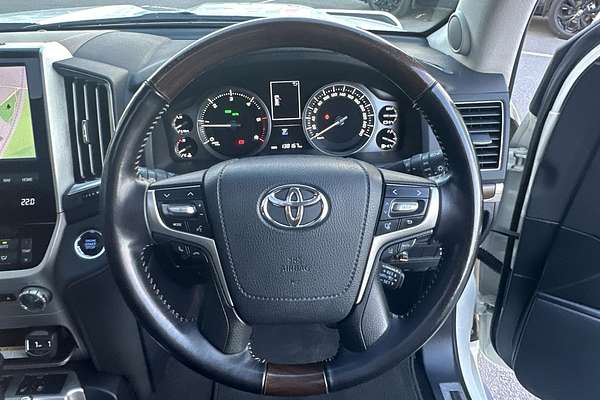 2020 Toyota Landcruiser Sahara VDJ200R