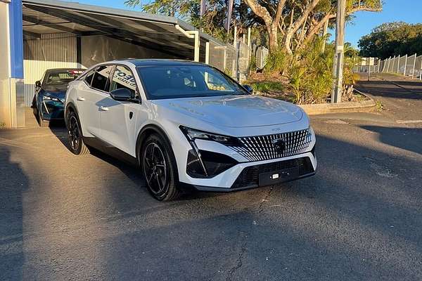 2025 Peugeot 408 GT Premium Hybrid P54