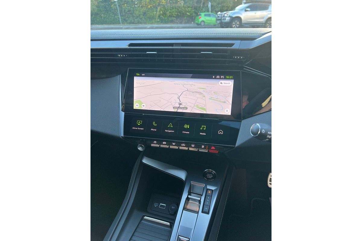 2025 Peugeot 408 GT Premium Hybrid P54