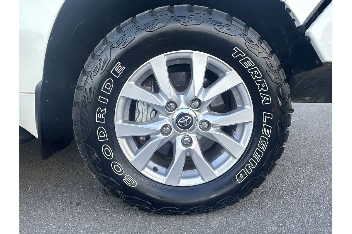 2020 Toyota Landcruiser Sahara VDJ200R