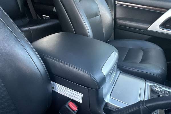 2020 Toyota Landcruiser Sahara VDJ200R
