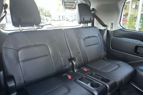 2020 Toyota Landcruiser Sahara VDJ200R