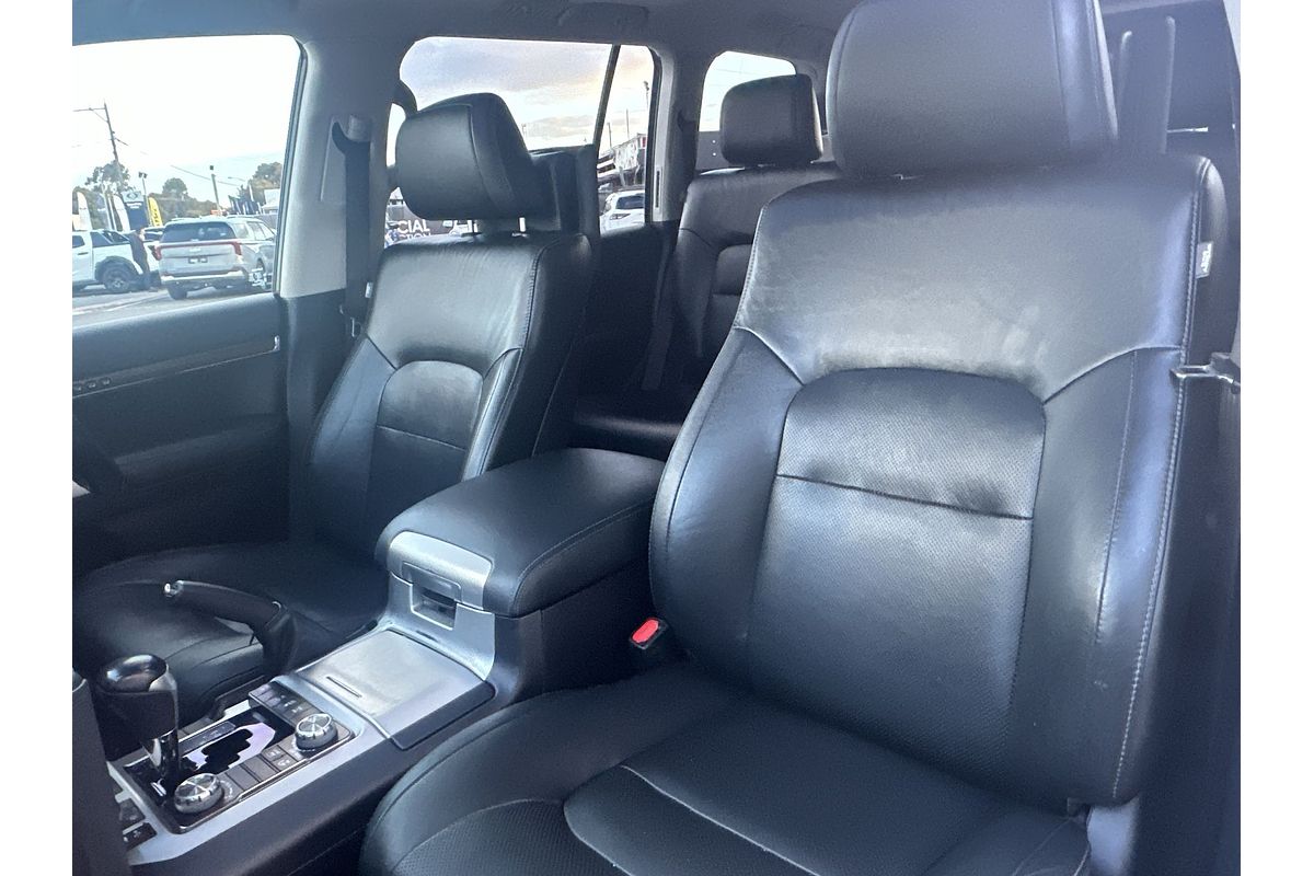 2020 Toyota Landcruiser Sahara VDJ200R