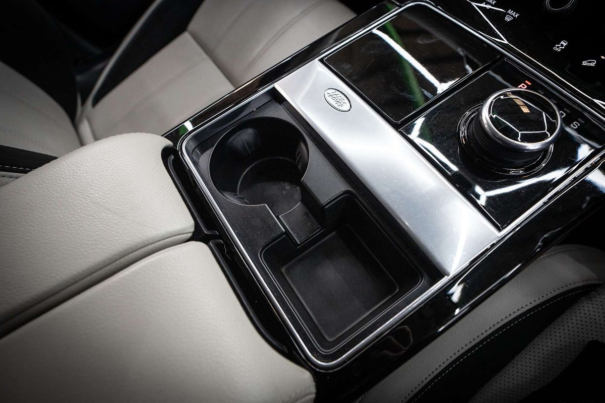 2018 Land Rover Range Rover Velar D300 SE L560