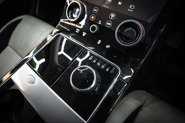 2018 Land Rover Range Rover Velar D300 SE L560