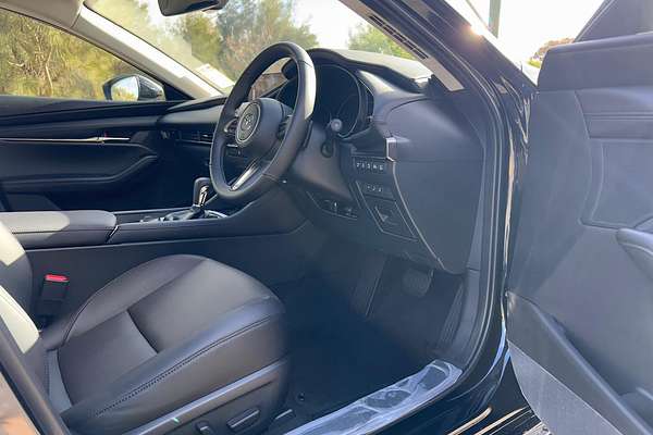 2024 Mazda 3 G25 GT BP Series