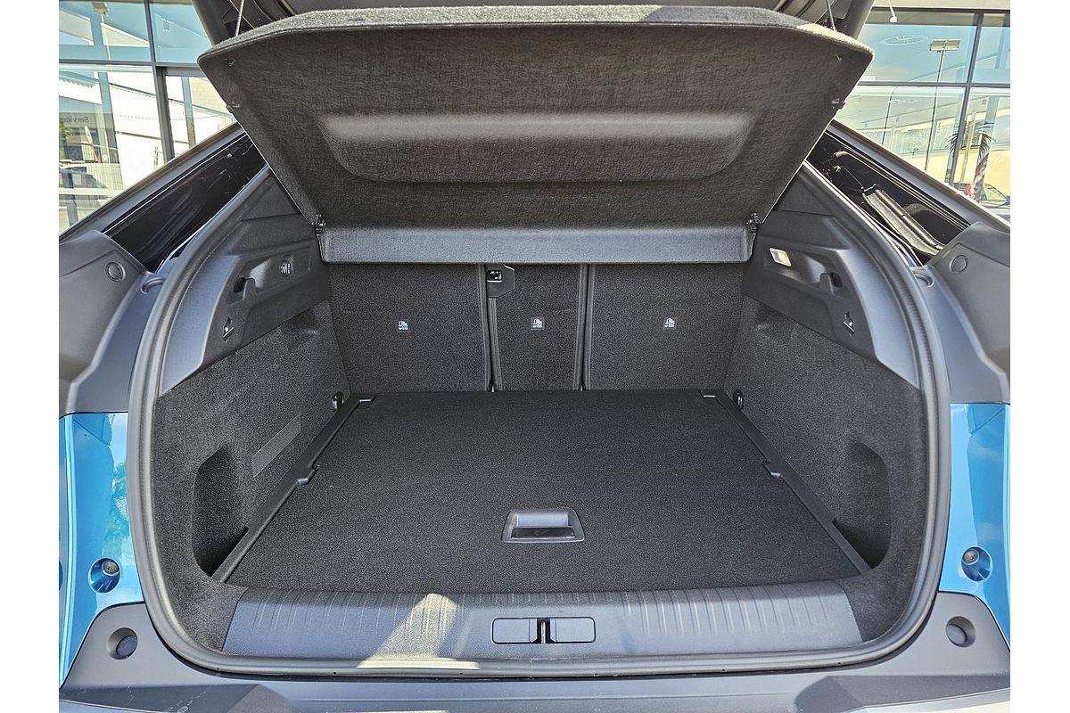 2025 Peugeot 3008 GT Premium Hybrid P64