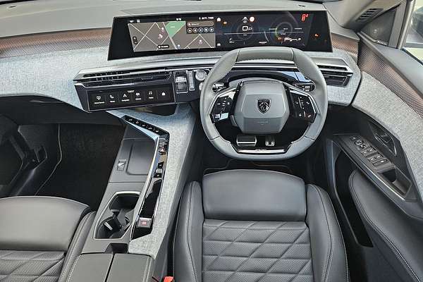 2025 Peugeot 3008 GT Premium Hybrid P64